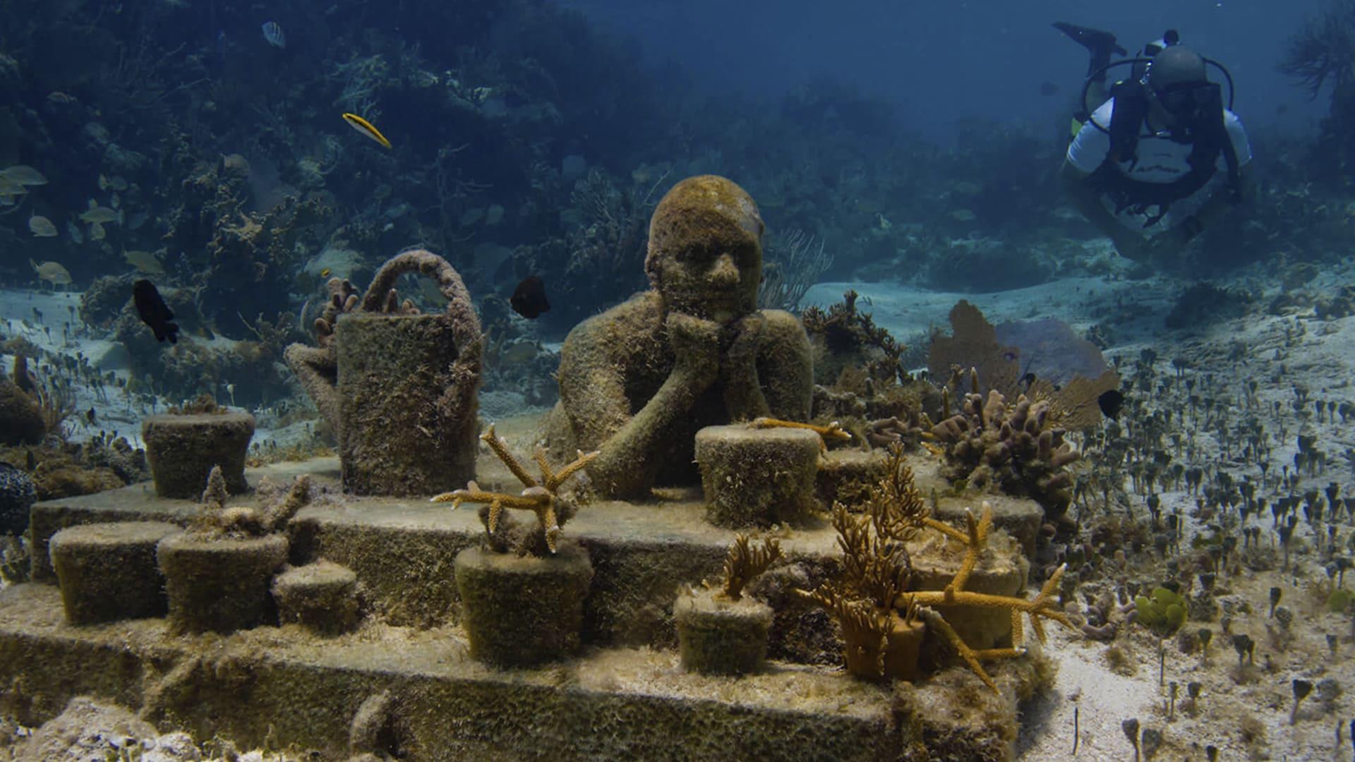 Isla Mujeres Underwater Museum of Art (MUSA)